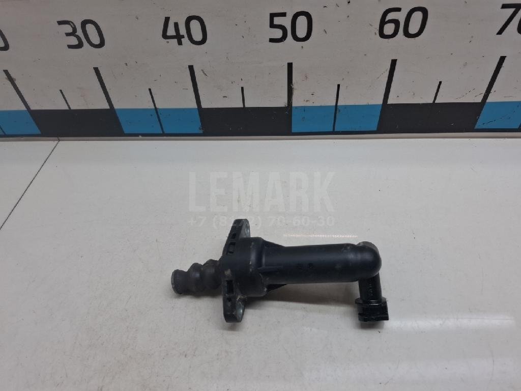 Цилиндр сцепления рабочий