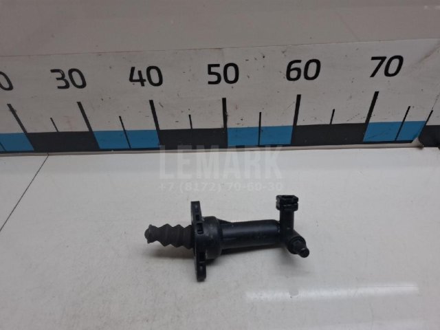 Цилиндр сцепления рабочий