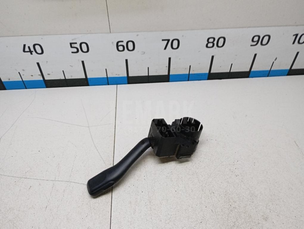 Переключатель поворотов подрулевой