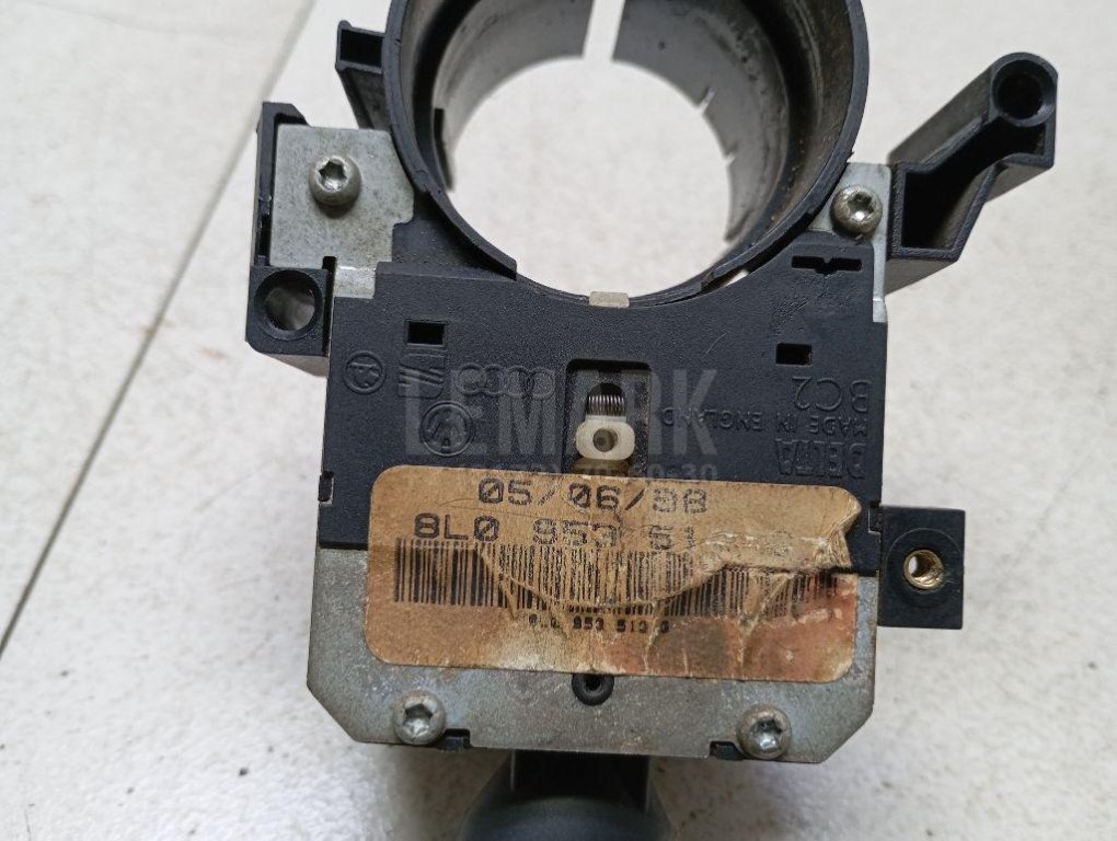 Переключатель поворотов подрулевой