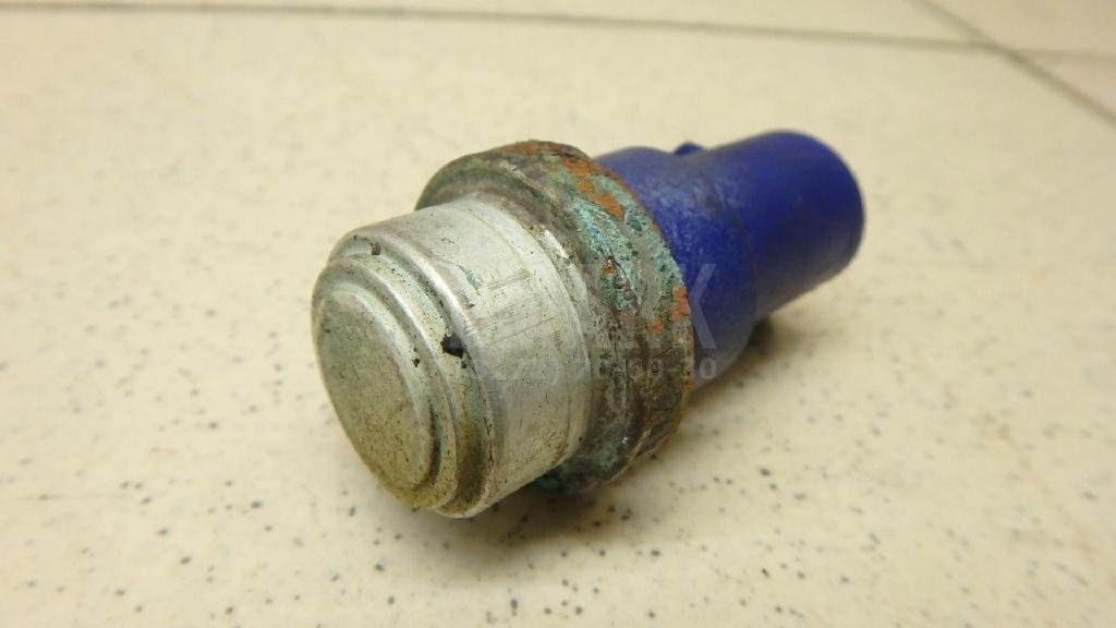 Датчик вкл.вентилятора 4х конт