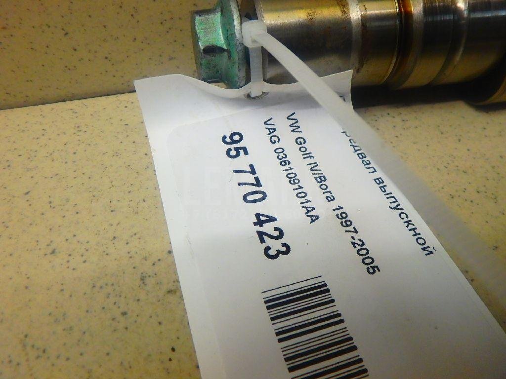 Распредвал выпускной для  Alfa Romeo MiTo 2008-2018