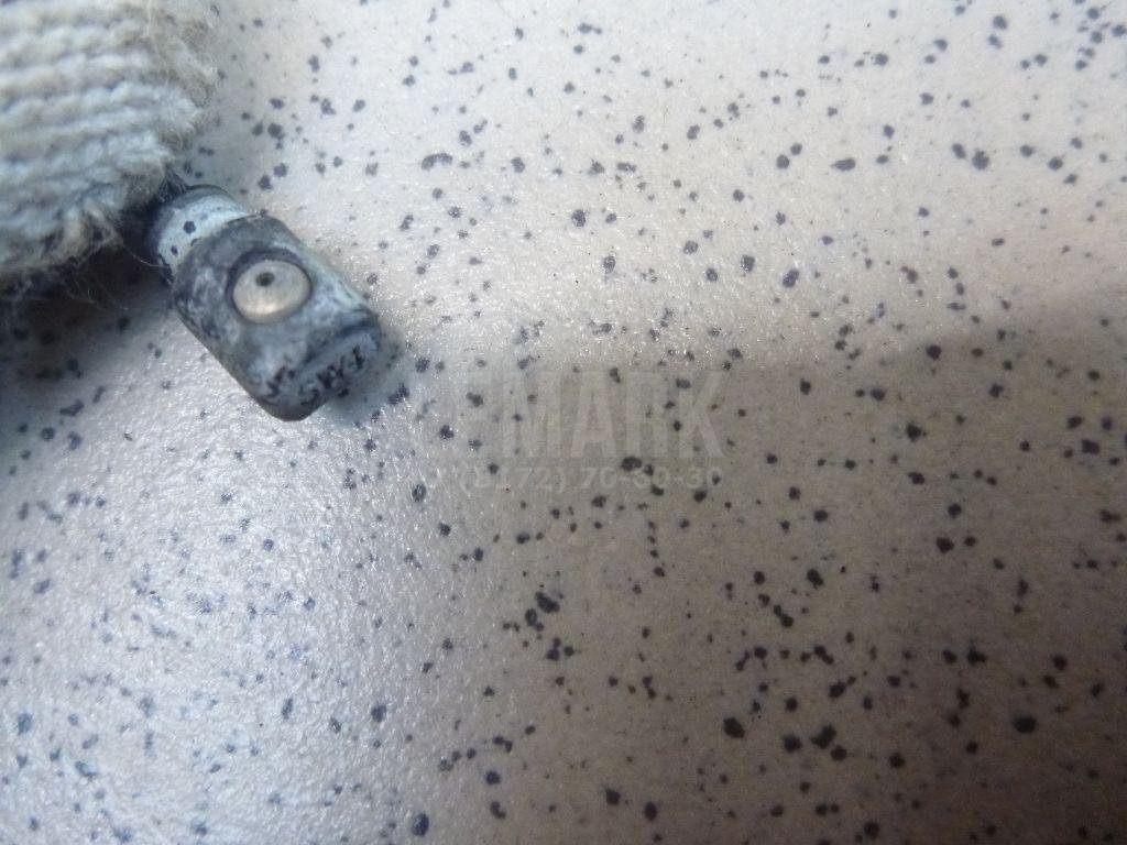 Форсунка омывателя зад стекла