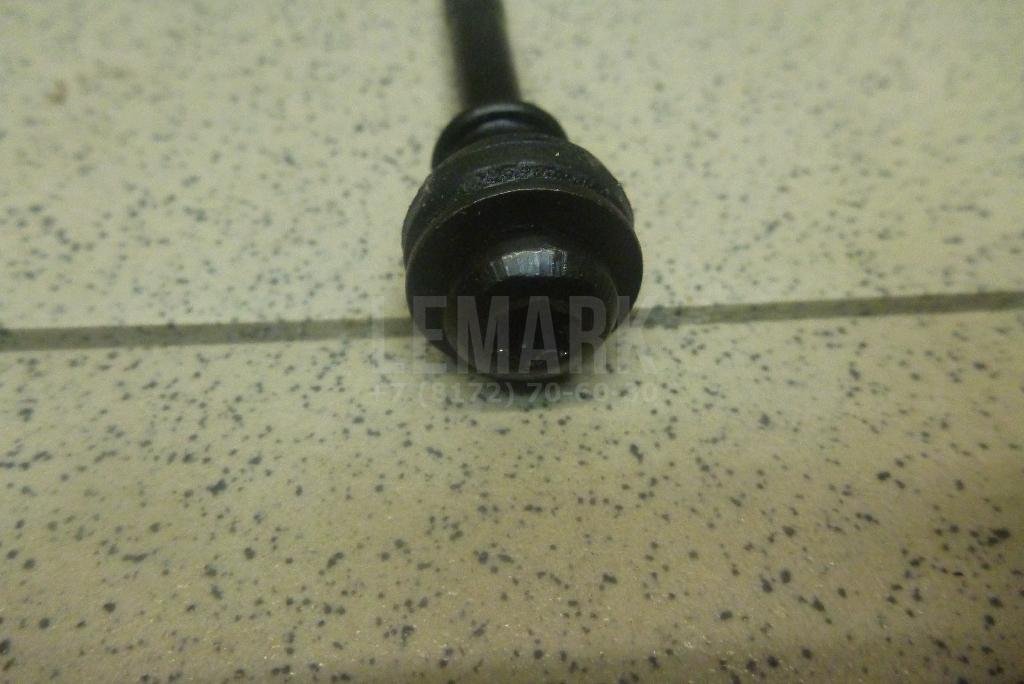 Болт клапанной крышки