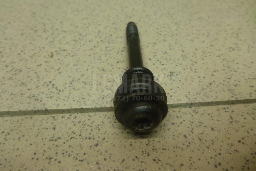 Болт клапанной крышки