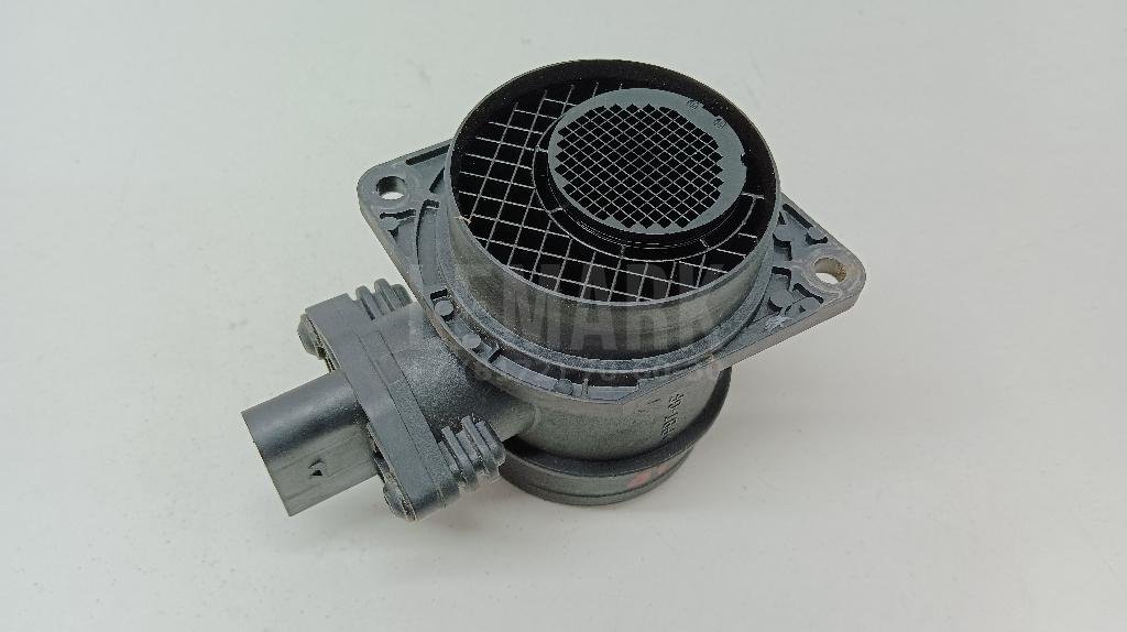 Расходомер воздуха (массметр) для  Audi 80/90 [B4] 1991-1995