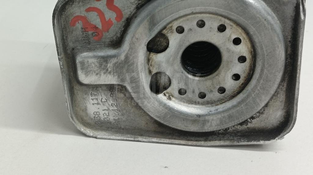 Радиатор масляный для  Audi A3 [8P1] 2003-2013