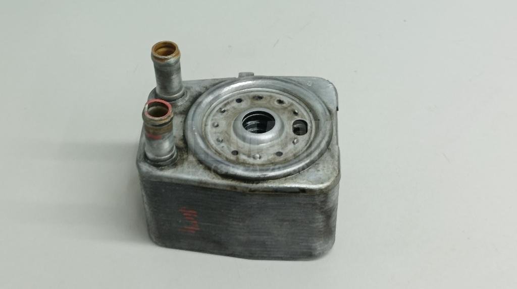 Радиатор масляный для  Audi A3 [8P1] 2003-2013