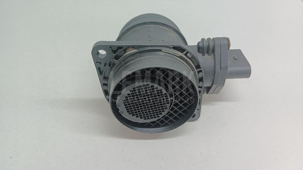 Расходомер воздуха (массметр) для  Audi 100 [C4] 1991-1994