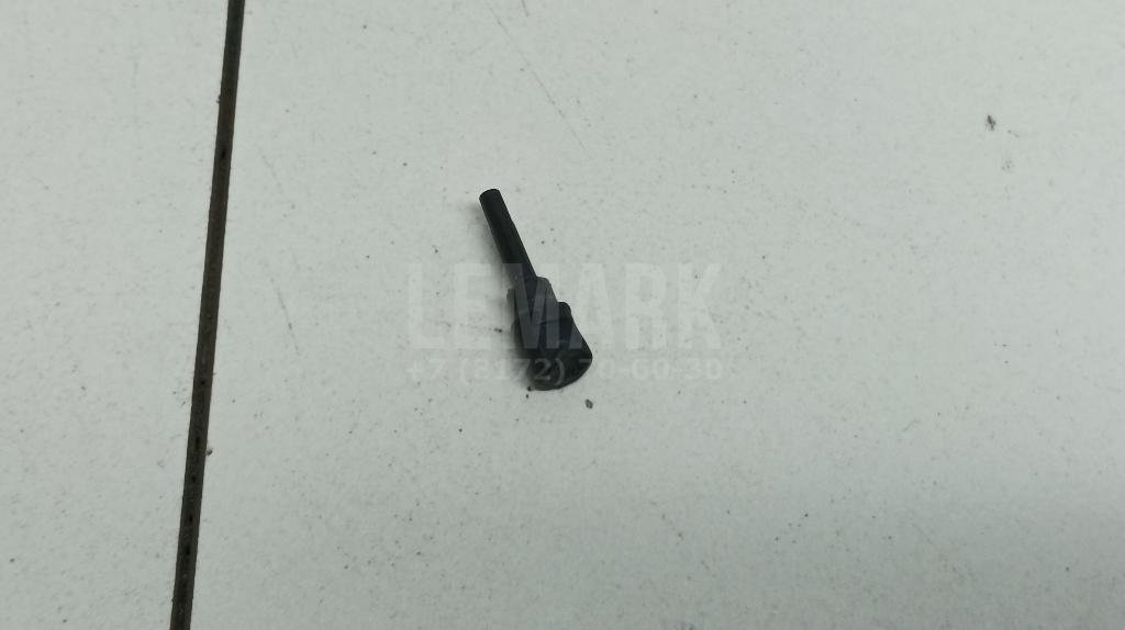 Форсунка омывателя зад стекла