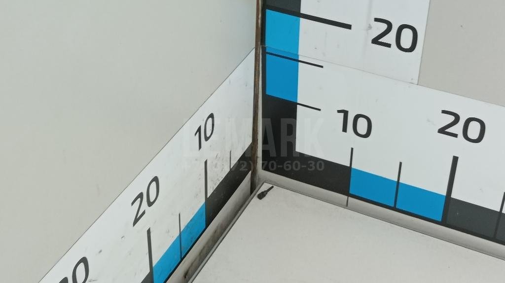 Форсунка омывателя зад стекла