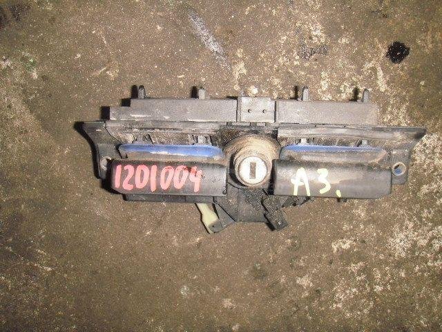 Ручка открывания багажника