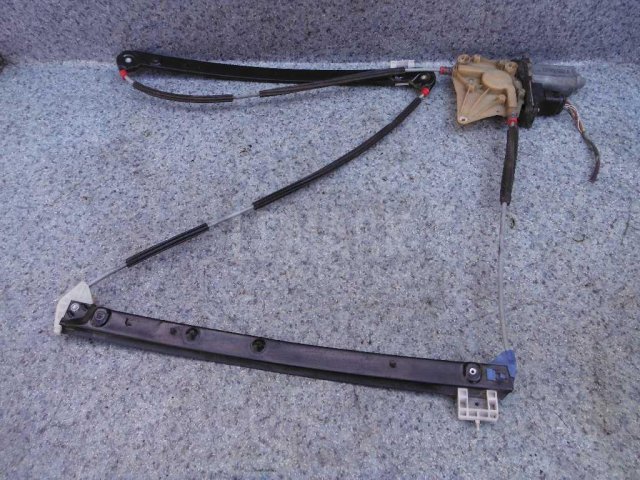 Стеклоподъемник электр. передний правый