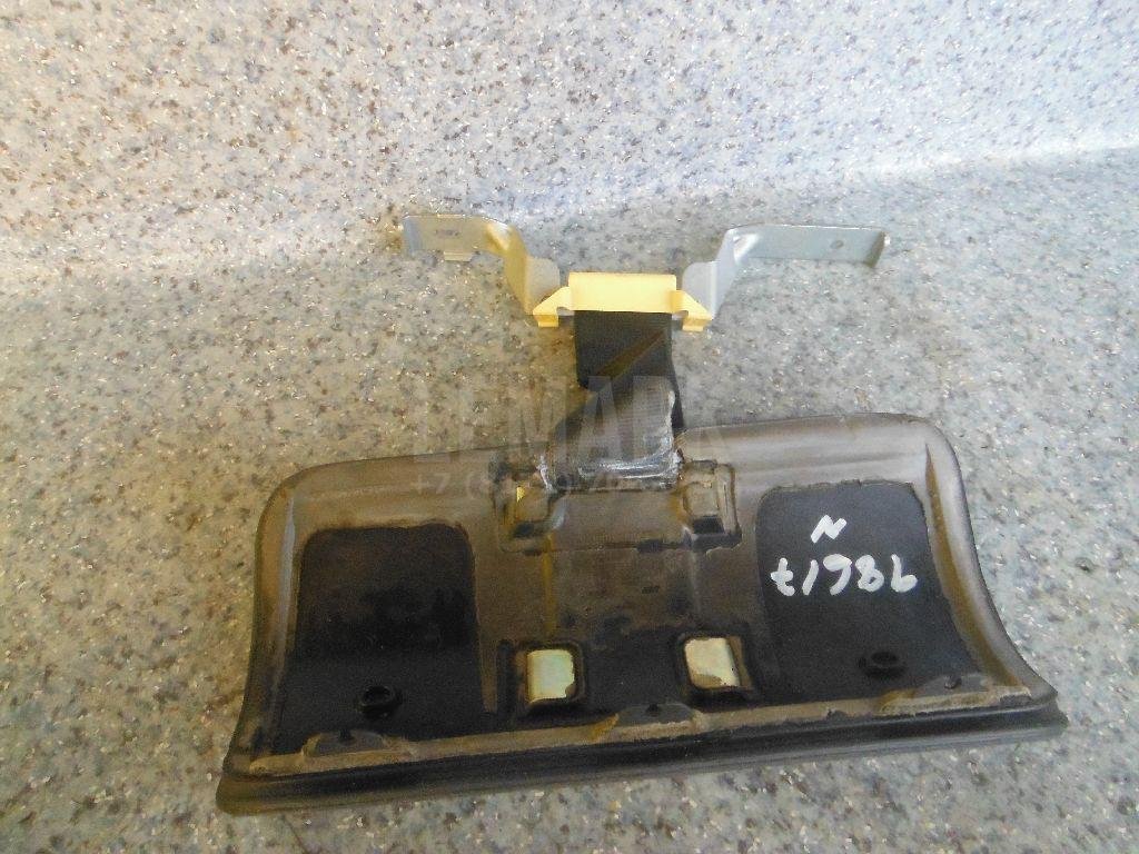 Крышка подушки безопасности (в торпедо)