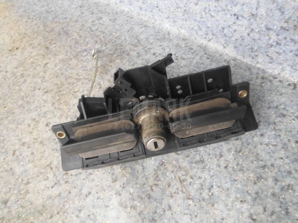 Ручка открывания багажника