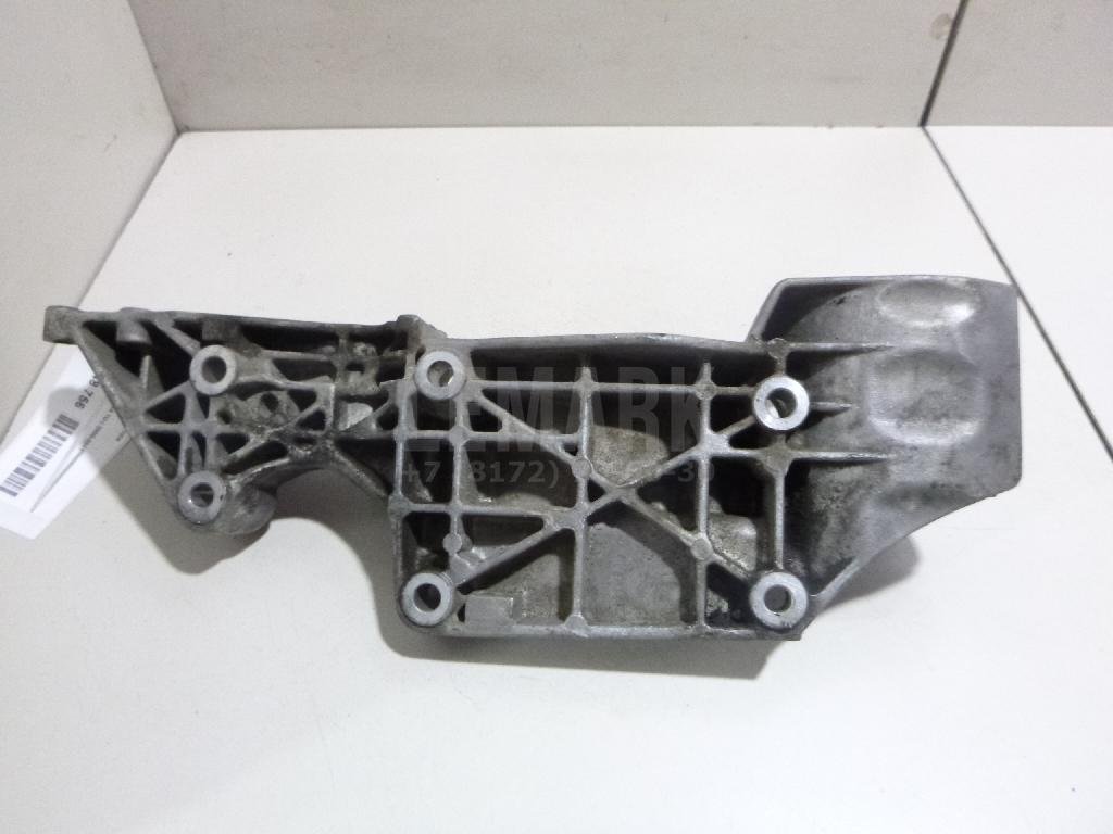 Кронштейн генератора