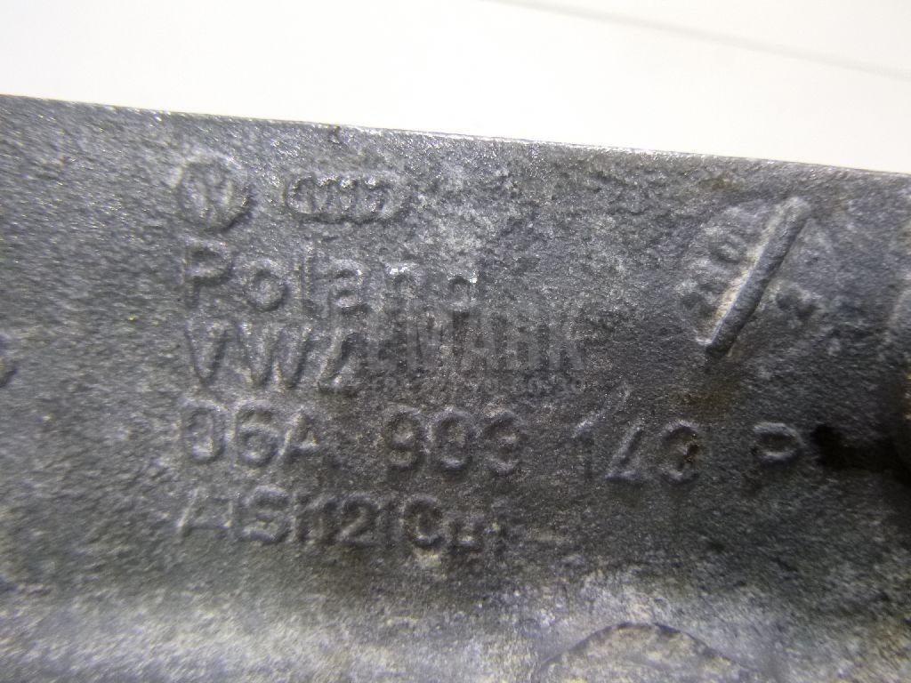 Кронштейн генератора для  Audi A3 [8PA] Sportback 2004-2013