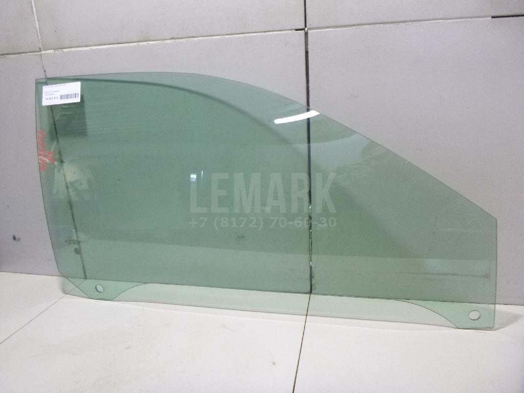 Стекло двери передней правой