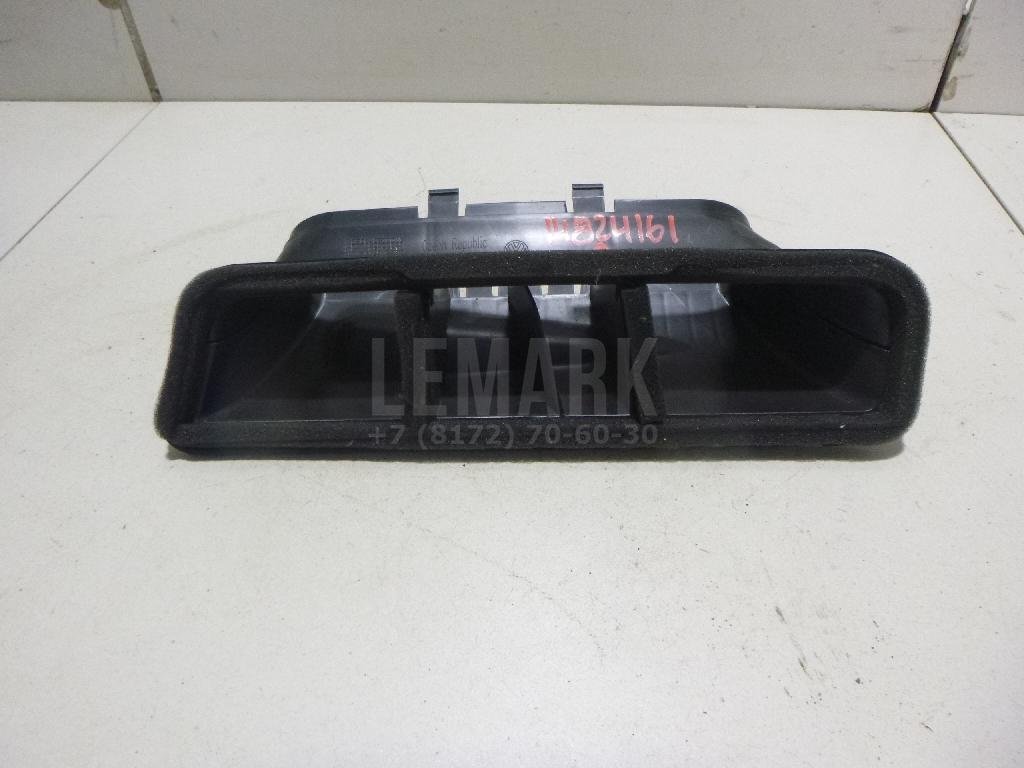 Воздуховод отопителя