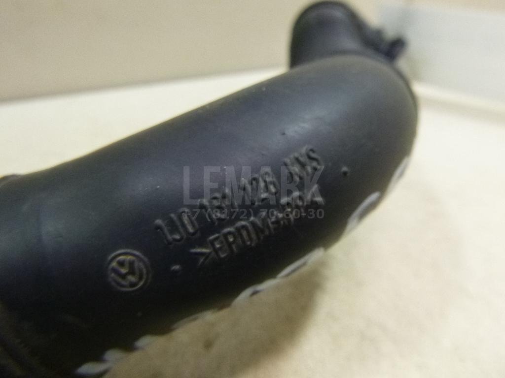 Патрубок воздушного фильтра