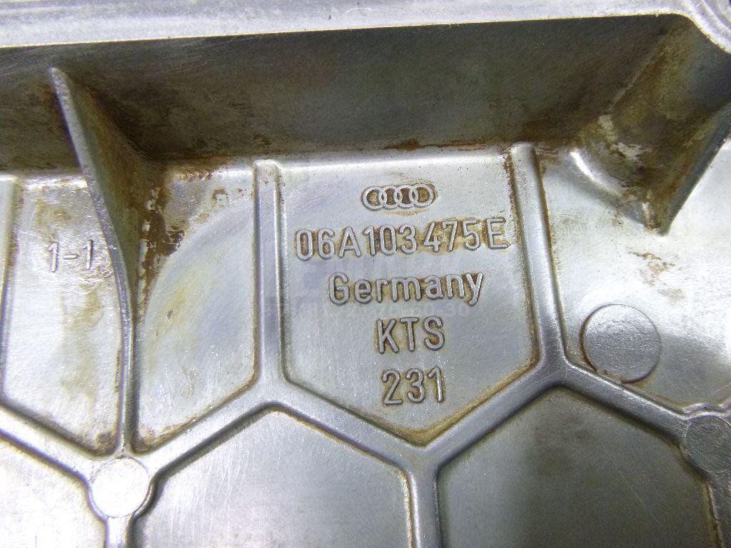 Крышка головки блока (клапанная)