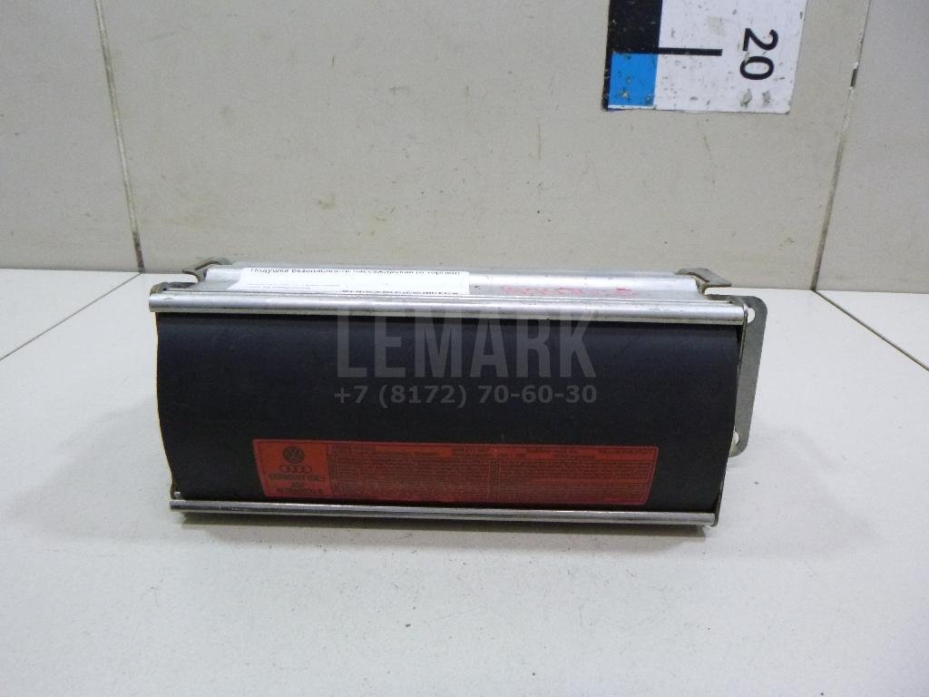 Подушка безопасности пассажирская (в торпедо)