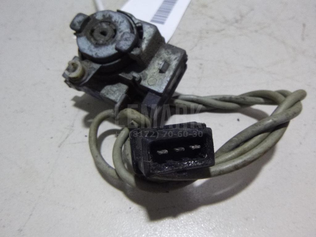 Вставка замка двери прав.