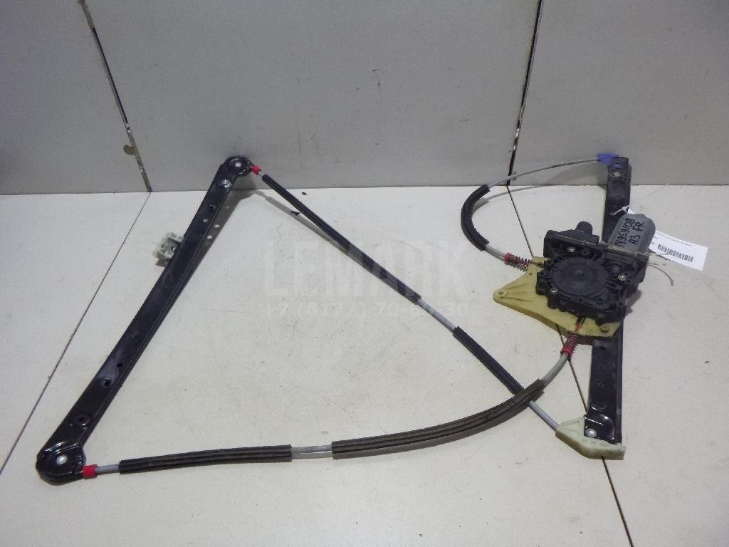 Стеклоподъемник электр. передний правый