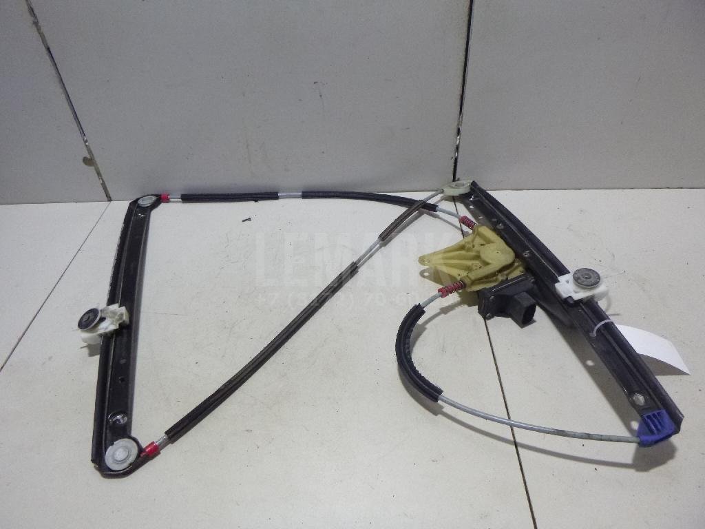 Стеклоподъемник электр. передний правый