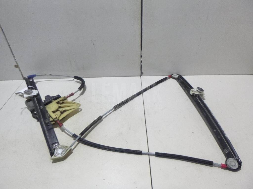 Стеклоподъемник электр. передний правый