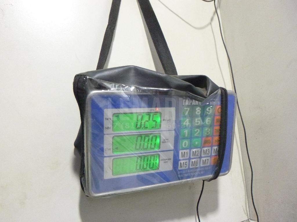 Направляющая заднего бампера правая