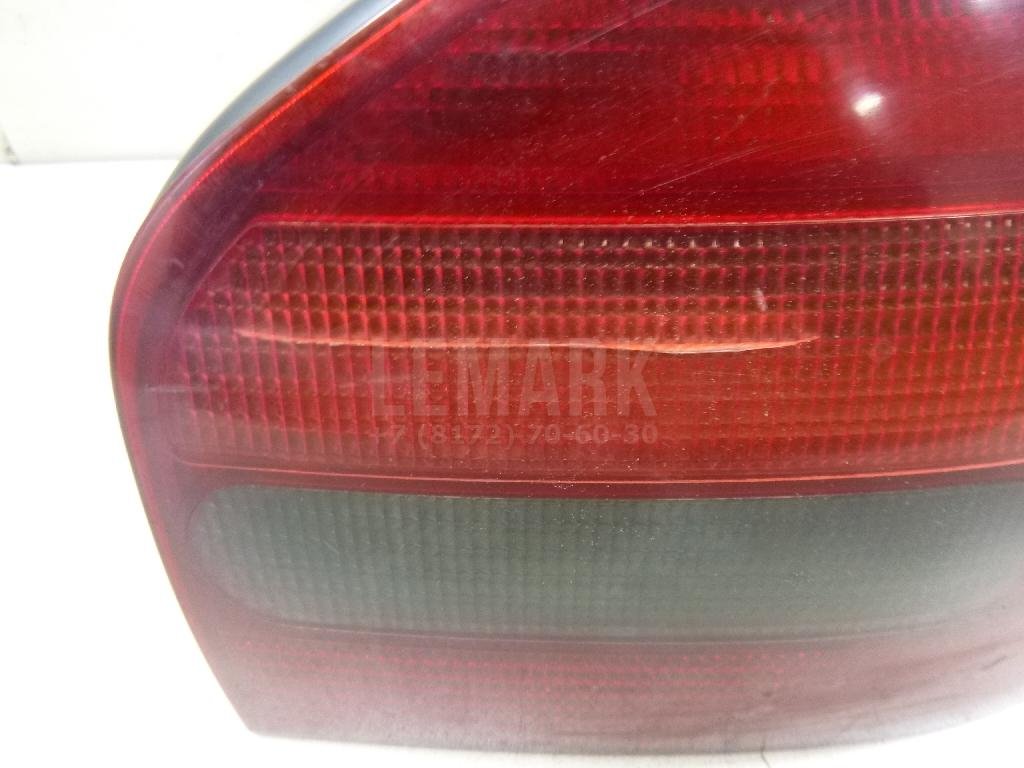 Фонарь задний правый