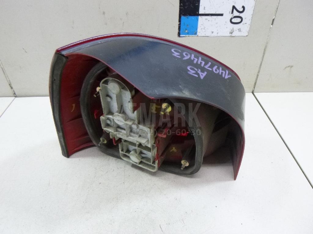 Фонарь задний правый