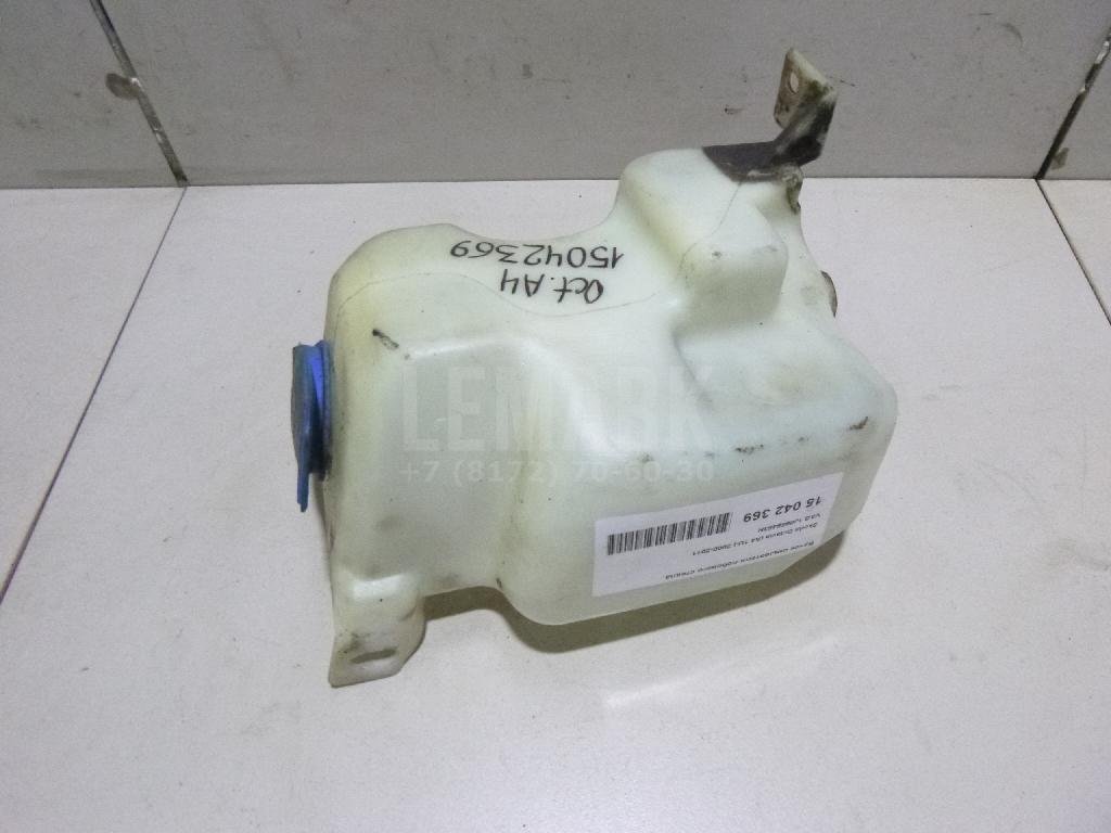 Бачок омывателя лобового стекла