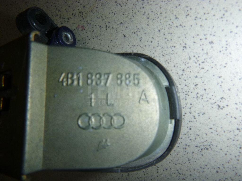 Ручка двери передней наружная левая