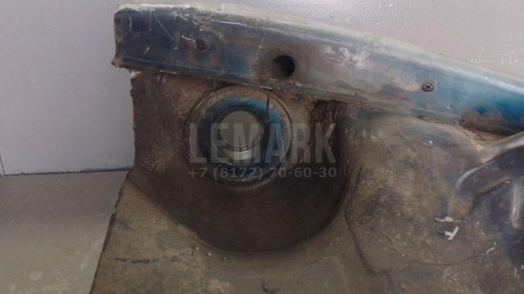 Лонжерон передний правый