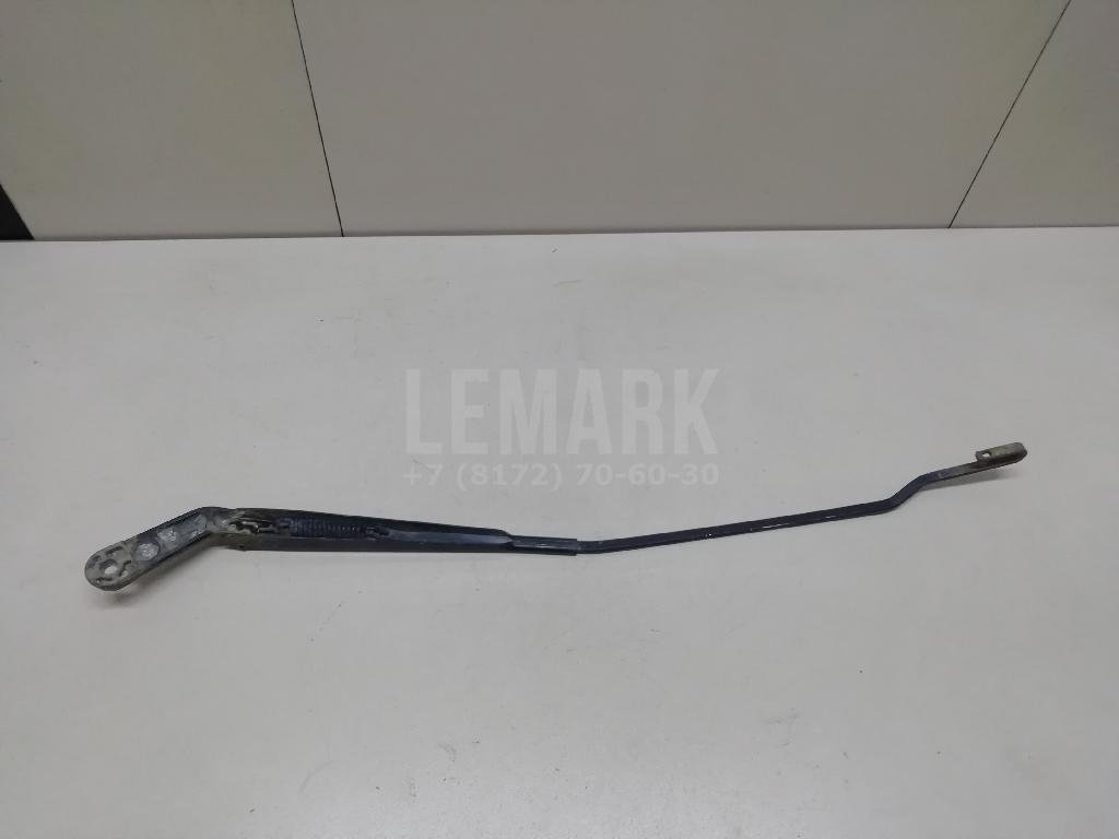 Поводок стеклоочистителя передний правый