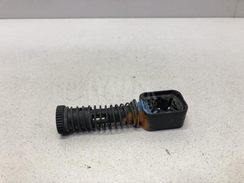 Фиксатор троса КПП