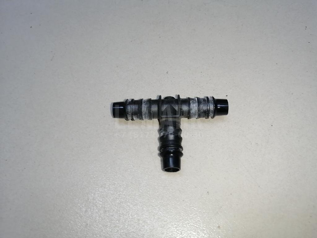 Тройник омывателя фар