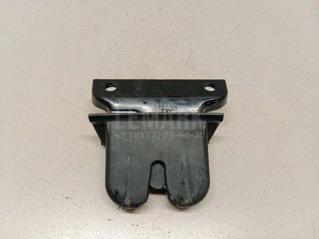 Замок багажника