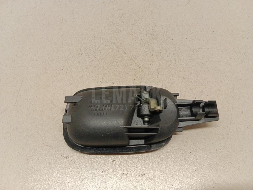 Ручка двери внутренняя левая