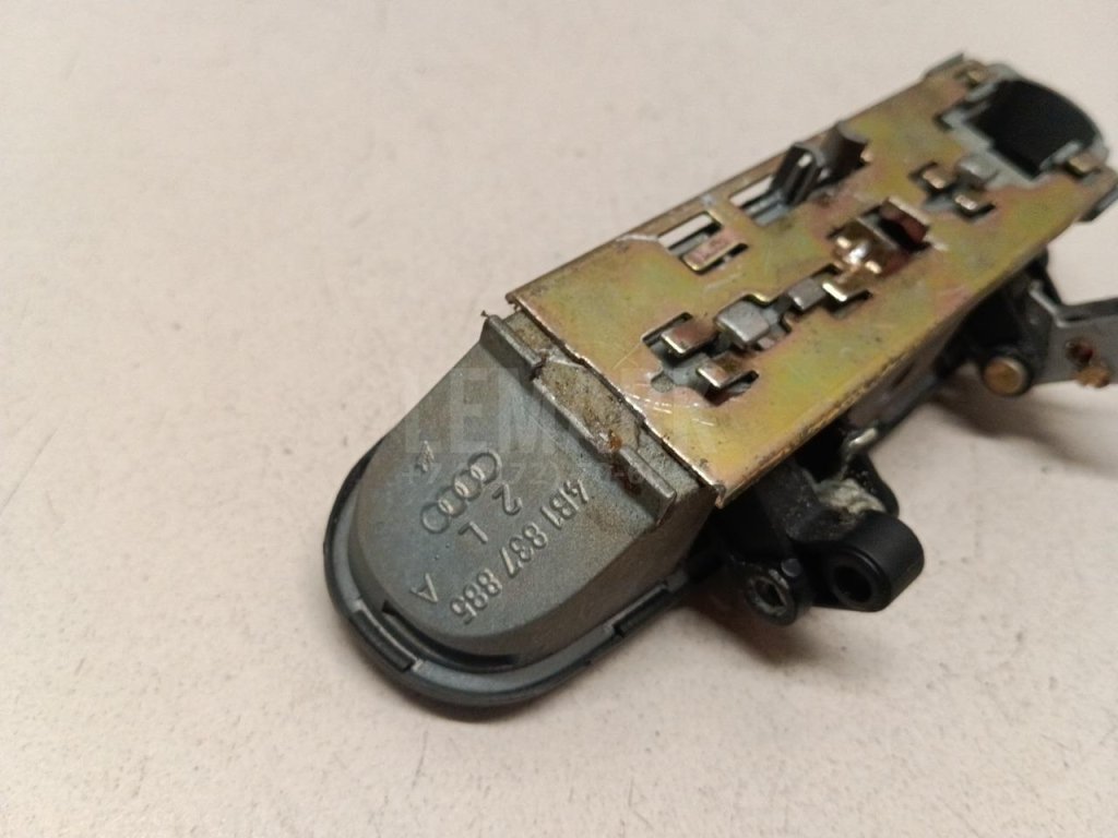 Ручка двери наружная левая