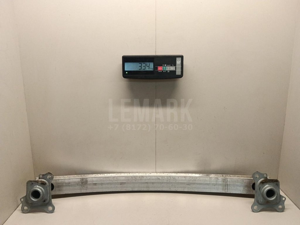 Усилитель переднего бампера