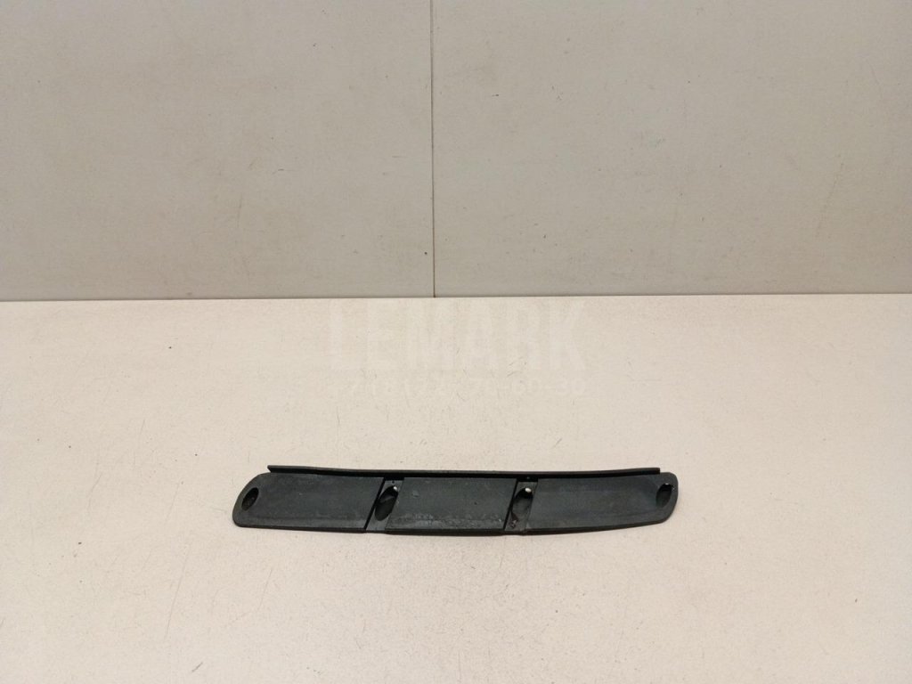 Накладка переднего бампера