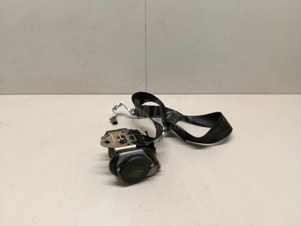 Ремень безопасности с пиропатроном