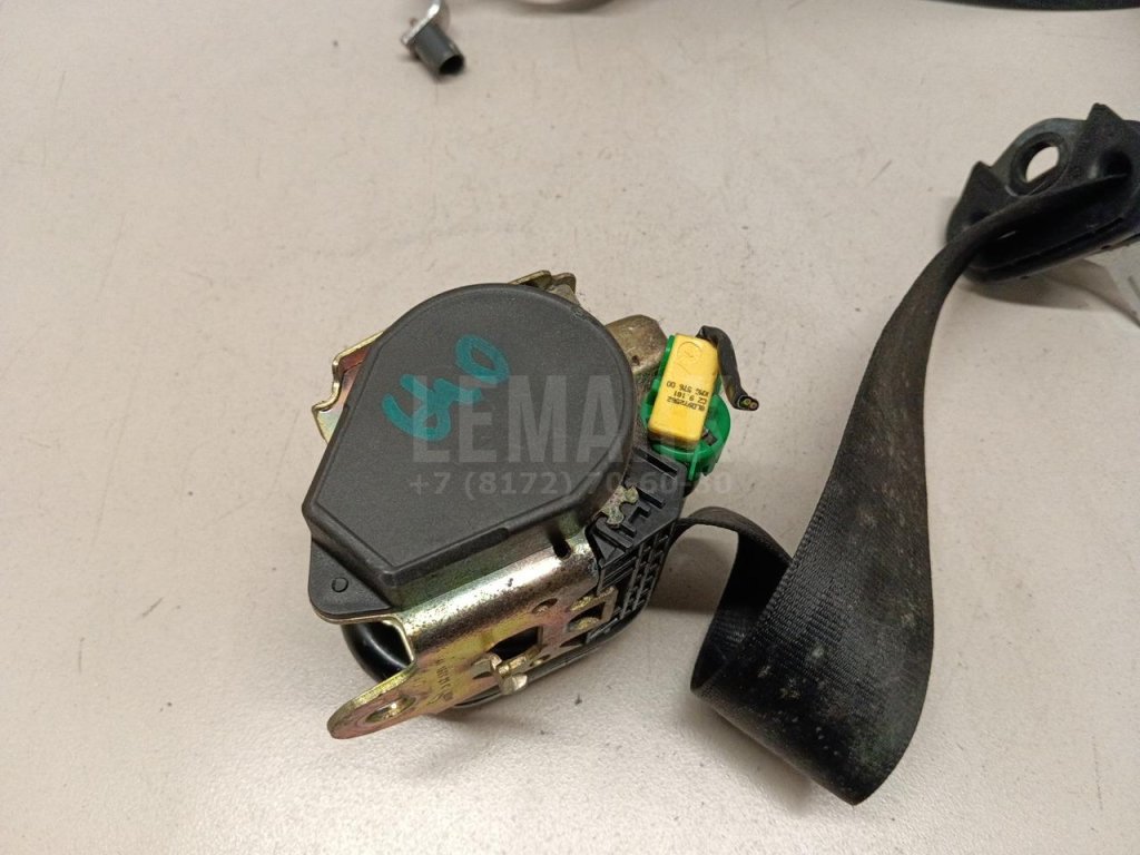 Ремень безопасности с пиропатроном