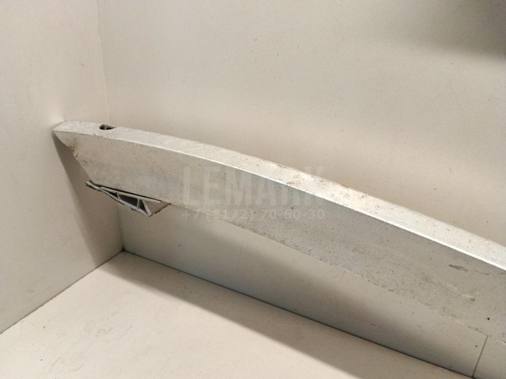 Усилитель заднего бампера