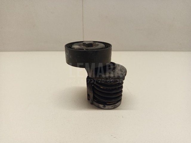 Ролик руч.ремня с кронштейном