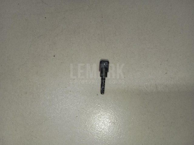 Форсунка омывателя зад стекла