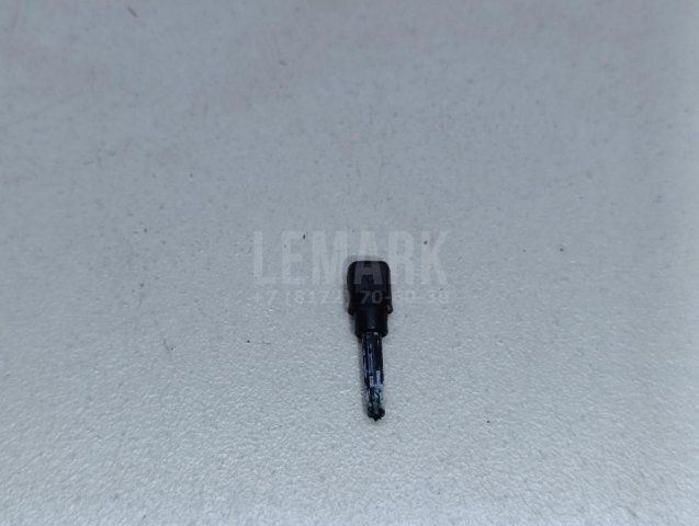 Форсунка омывателя зад стекла